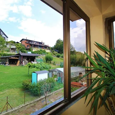 Uncle Enrys House - Family House * Armeno