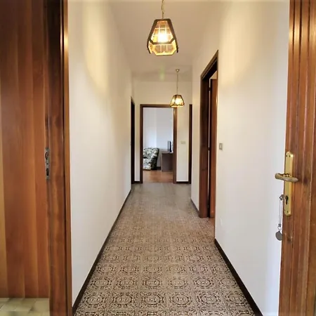 Uncle Enrys House - Family House Feriehus Armeno